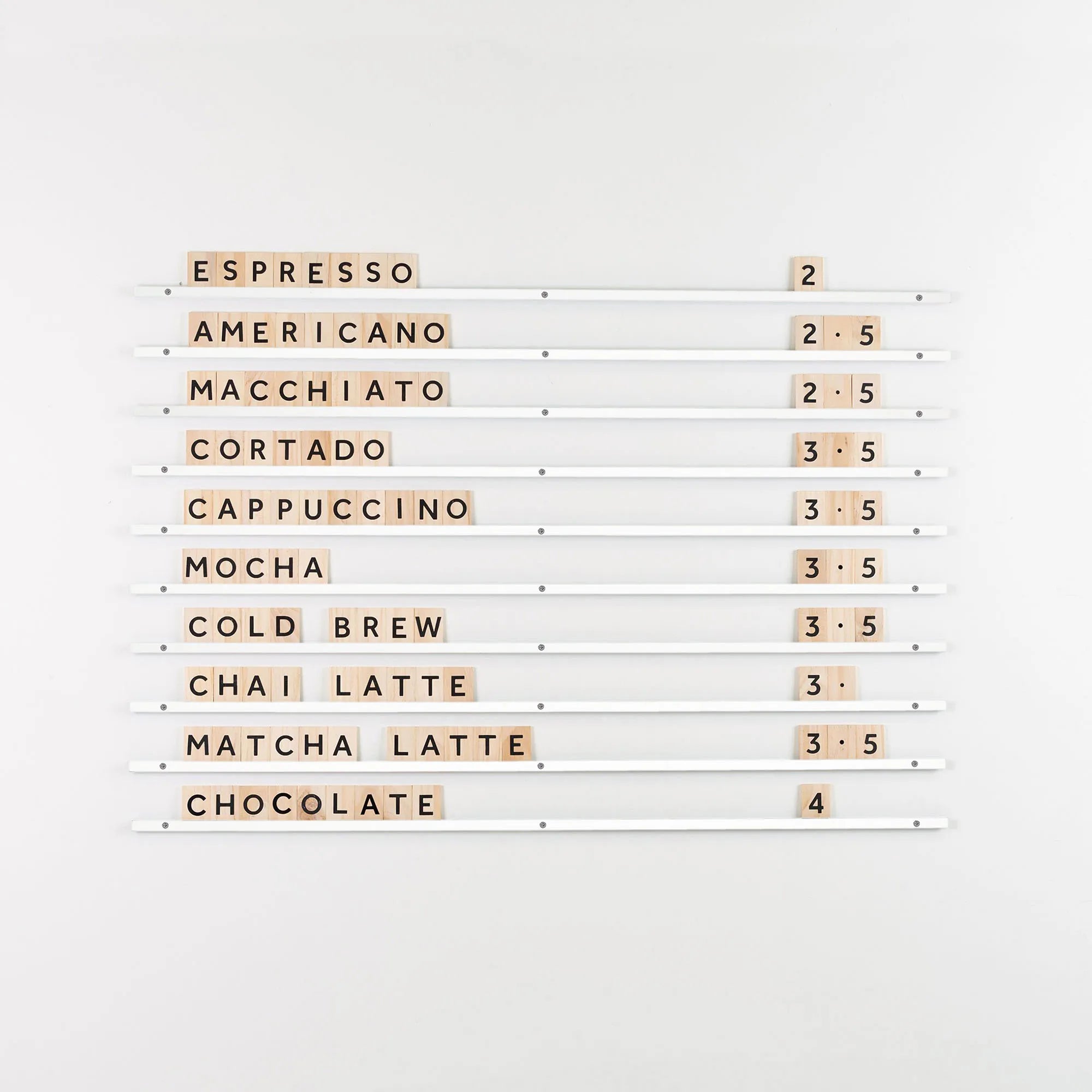 Tablero de Menú Personalizable en Madera con Letras Intercambiables