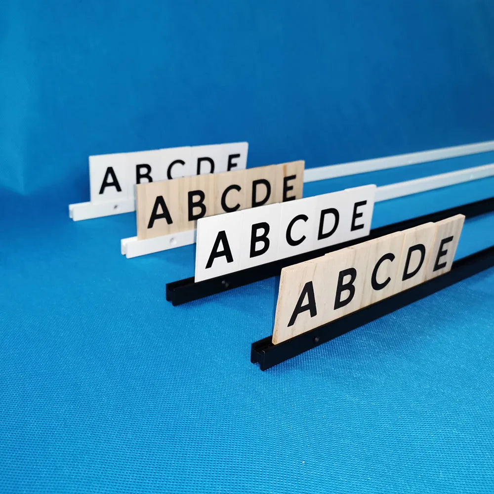 Tablero de Menú Personalizable en Madera con Letras Intercambiables